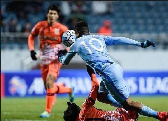 关于南方球队主场迎来强敌，备战工作有序的信息