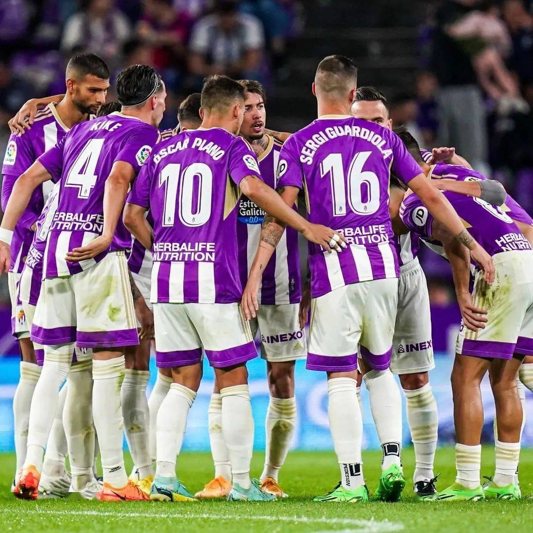 包含巴拉多利德客战告捷，保级火药味浓的词条