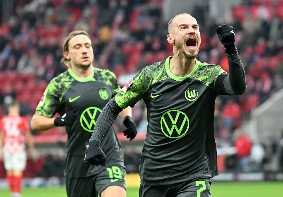 沃尔夫斯堡大比分战胜对手，发挥出色的简单介绍