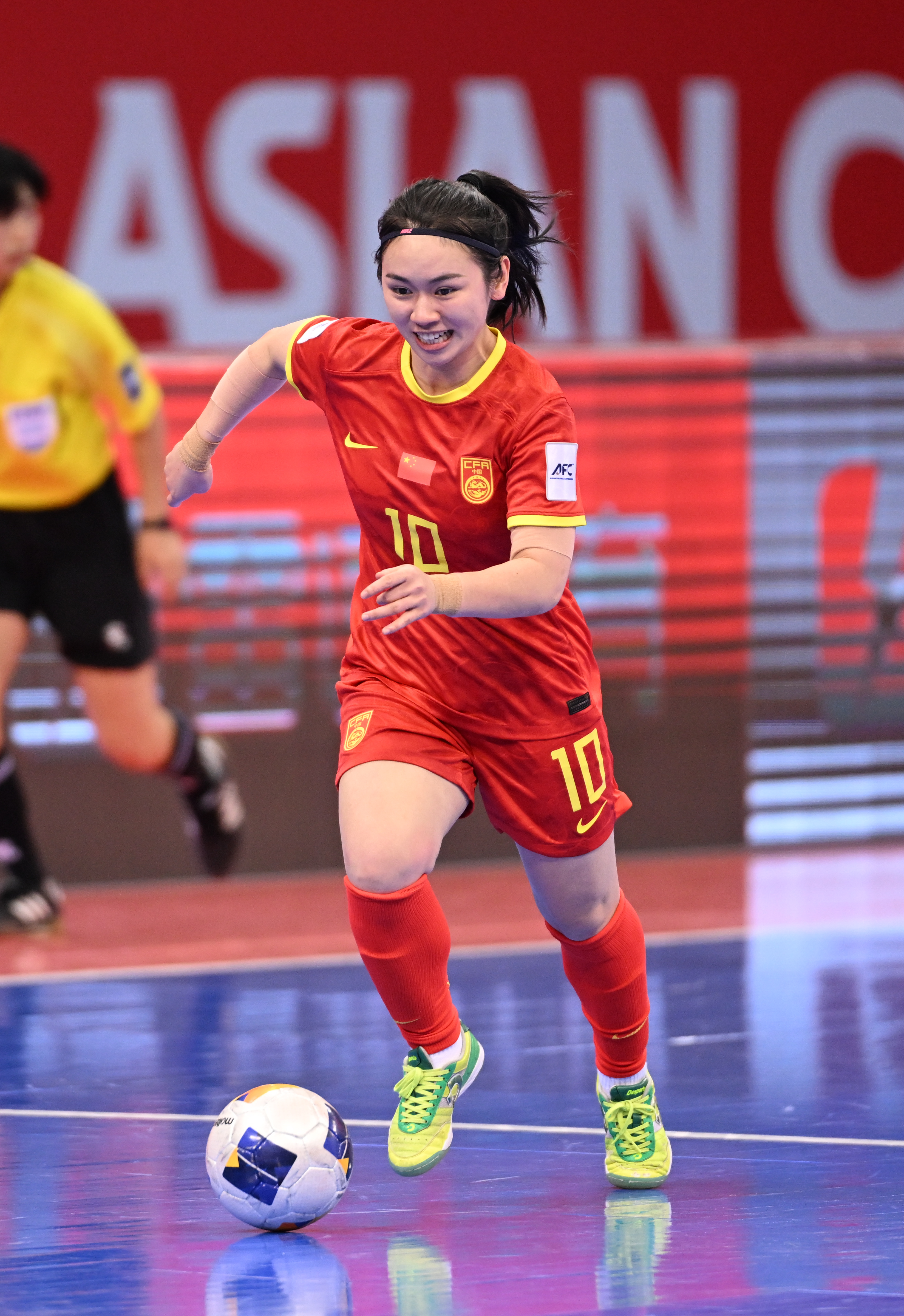 亚洲女子足球锦标赛，中国队角逐冠军