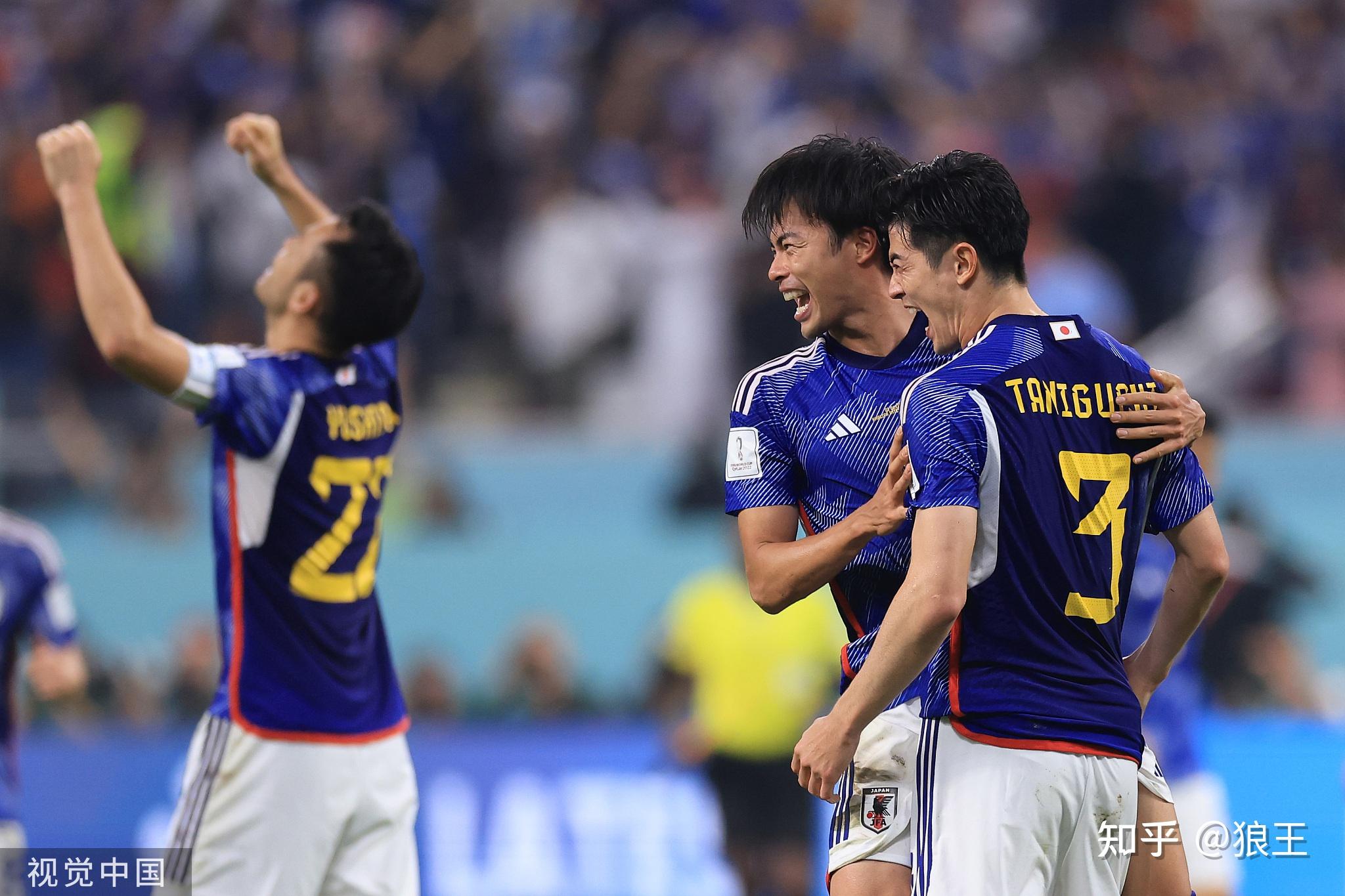 韩国队横扫日本队,黄鸭组合点燃赛场 韩国队横扫日本队,黄鸭组合点燃赛场