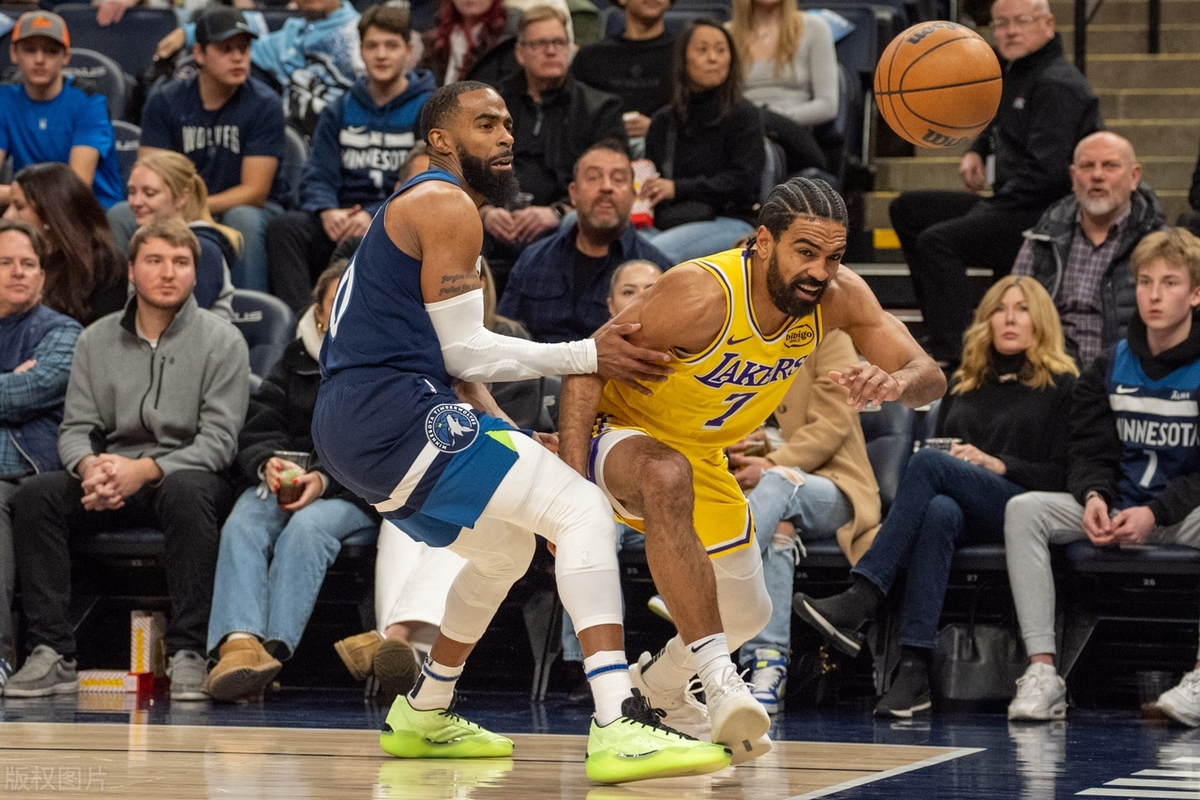 森林狼球员融洽合作战术成熟 森林狼球员融洽合作战术成熟