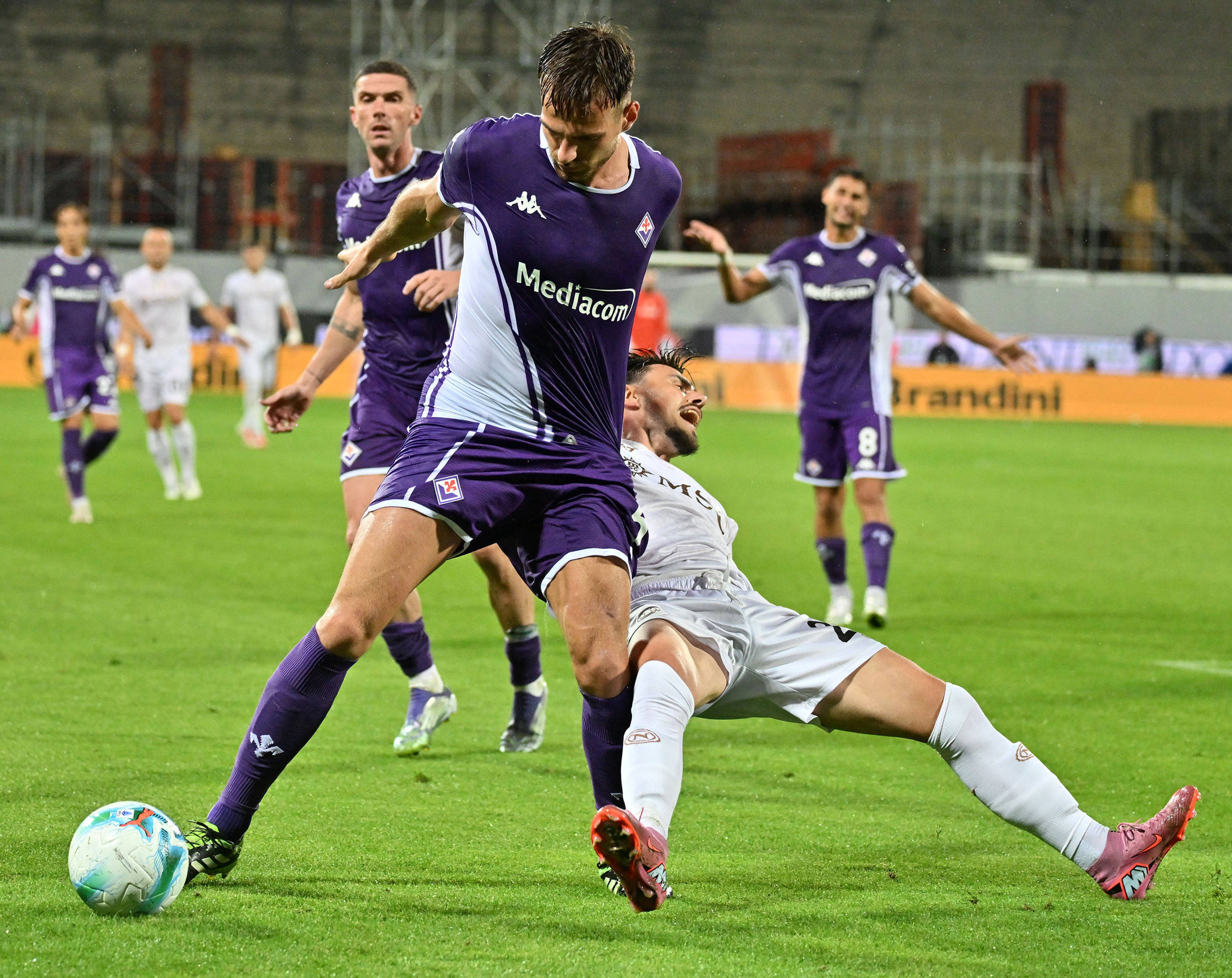 AC米兰主场胜利，冲击联赛前列