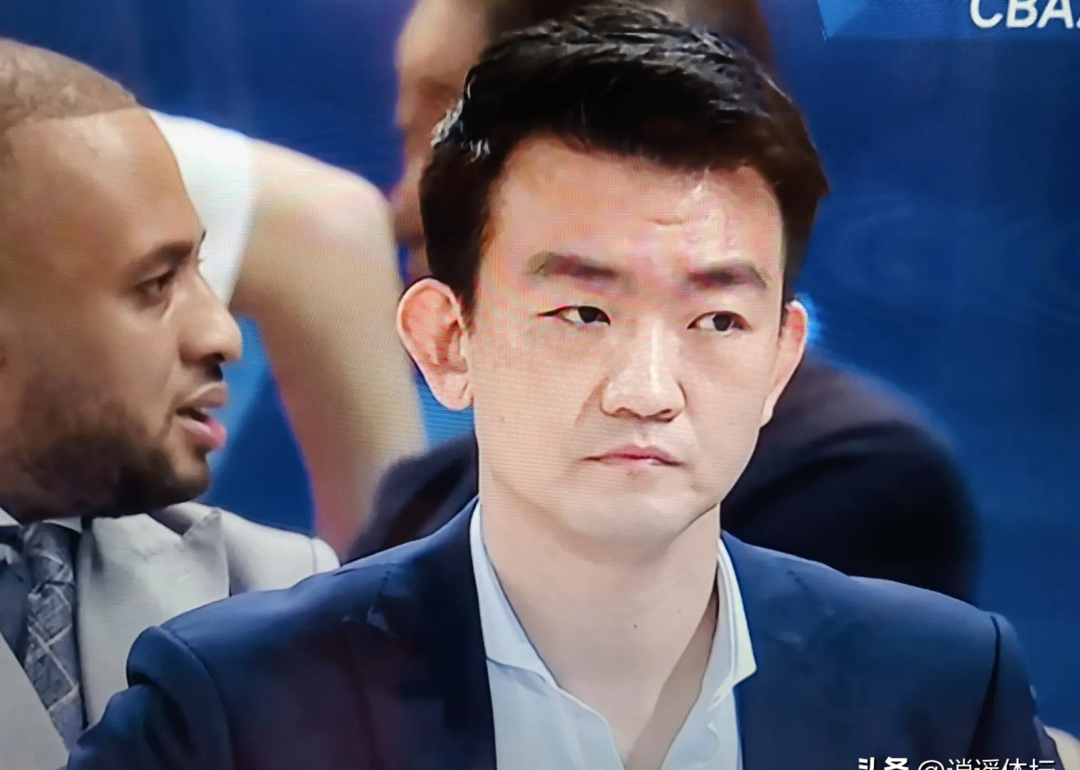 尼克斯逆转福建队,胡金秋点燃赛场 尼克斯逆转福建队,胡金秋点燃赛场