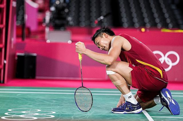 中国队碾压泰国队,桃田贤斗关键制胜 中国队碾压泰国队,桃田贤斗关键制胜