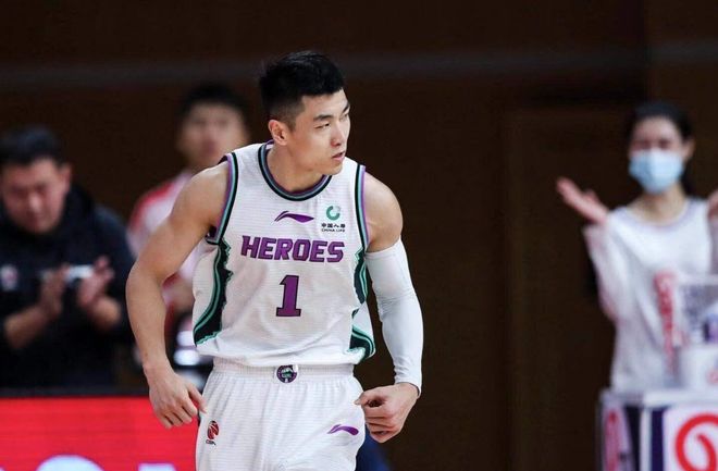 火箭险胜勇士，高诗岩关键制胜