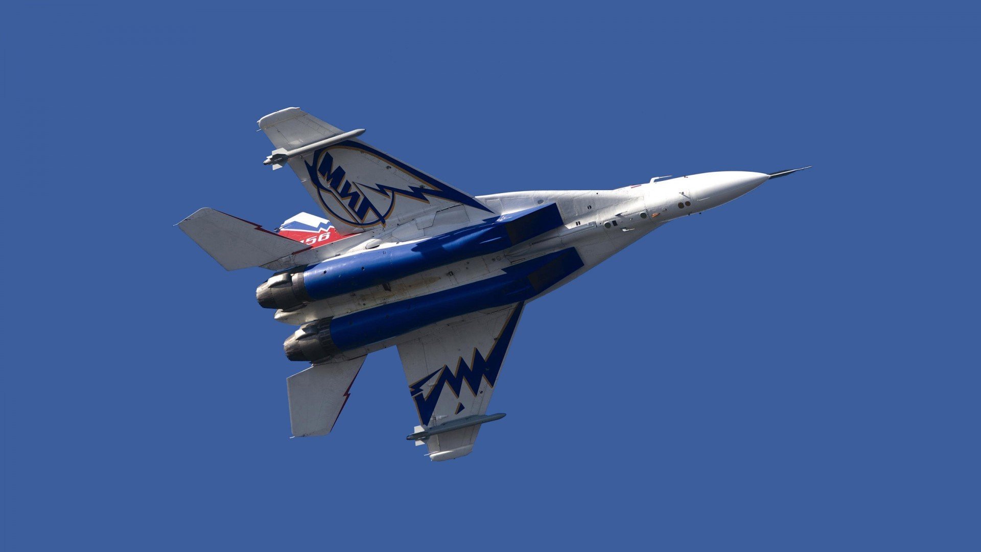 绿衫军的逆袭神话，坎特如何以坚盾掀翻太极虎